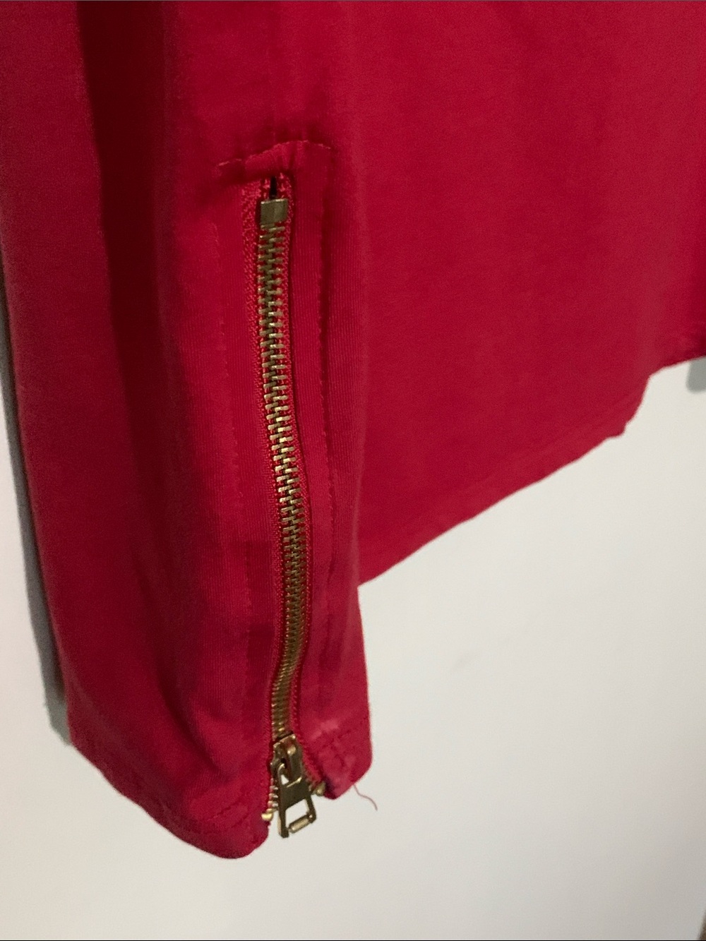 Makobi Red Crewneck Tee - Picture 6 of 8
